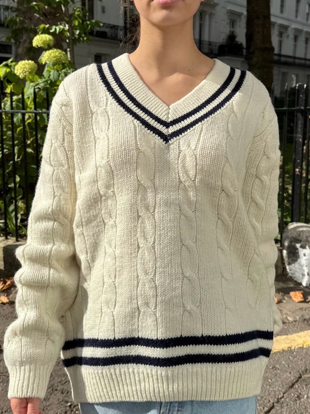 Brandy Melville Nikki Cream Navy Cable Knit V-Neck Sweater